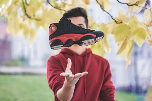 спортни обувки